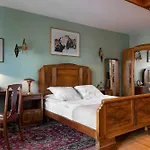 Orlowska Townhouse Apartments